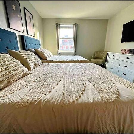 4 Bedroom 3 Bath Sleeps 10 Pet Friendly Private Backyard, 2 Car Garage, City Views, Close To All Stadiums And Casino Піттсбург Екстер'єр фото
